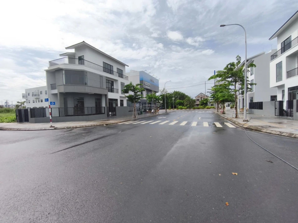 Cắt lỗ 50% đất nền đô thị siêu đẹp, view hồ. Có hoa hồng cao cho người môi giới. - Ảnh thu nhỏ 2