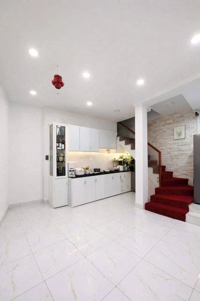 Bán nhà 3 tầng 31m² Phú Nhuận trên 5 tỷ - Ảnh thu nhỏ 3