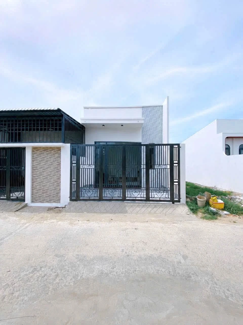 Bán nhà mặt tiền Nguyễn Huy Tưởng 90m² An Giang 1 tỷ 550 triệu - Ảnh 1
