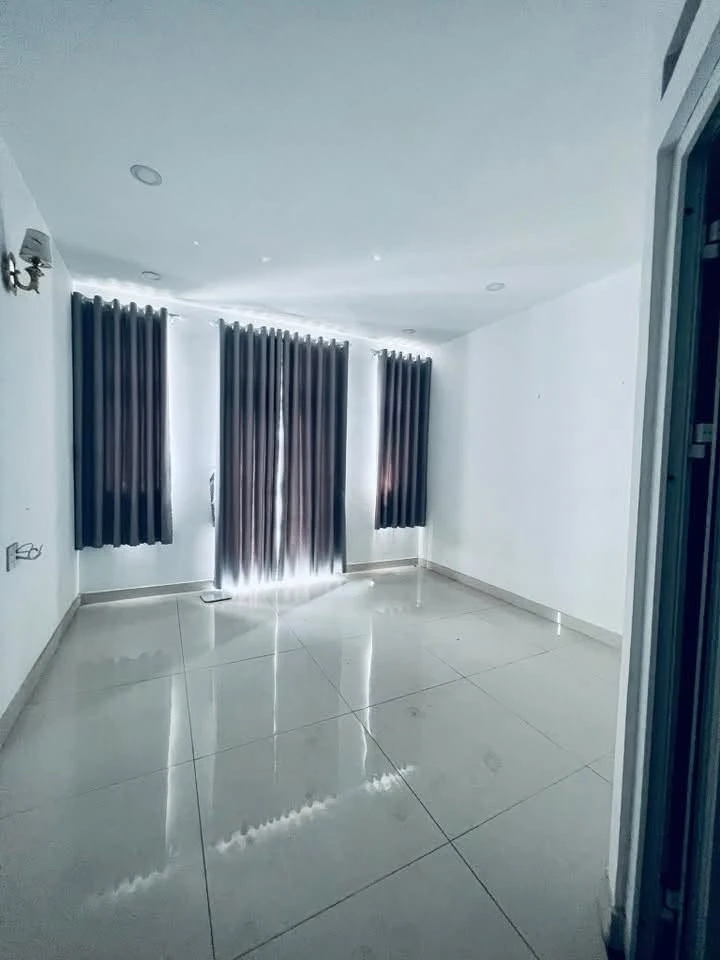 Cho thuê nhà nguyên căn 230m2, 4PN, Hà Huy Giáp, Thạnh Xuân, Quận 12 - 11 triệu/tháng - Ảnh thu nhỏ 5