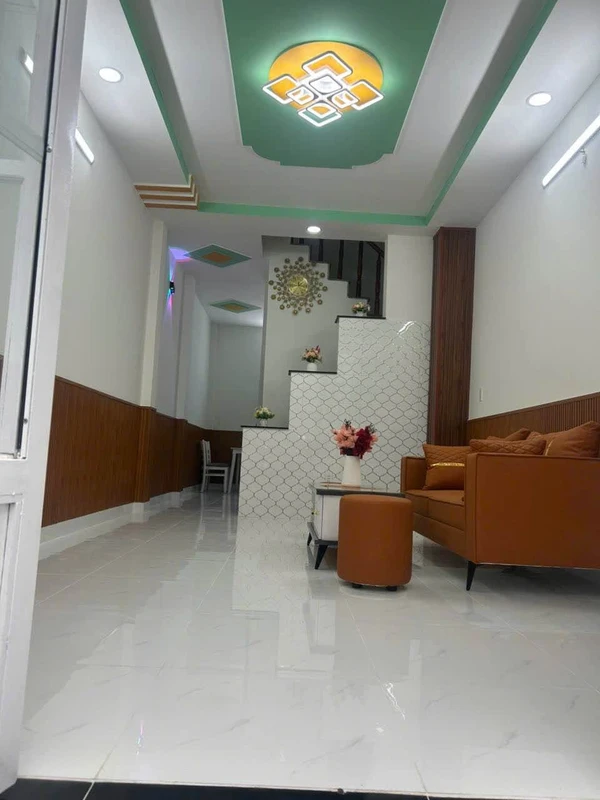 Bán nhà 2 lầu 4PN Tân Kim Cần Giuộc Long An 46m²