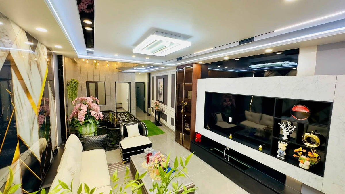 Bán nhà mặt đường Quỳnh Hoàng, 100m2, 4 tầng, 6,8 tỷ - Ảnh thu nhỏ 4