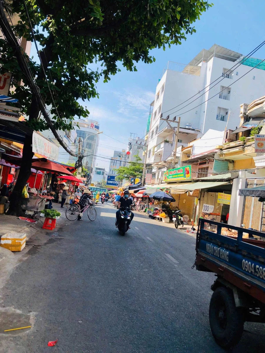 Bán nhà mặt tiền kinh doanh 4x12m gần chợ Tân Hương, Tân Phú, giá 9,5 tỷ - Ảnh thu nhỏ 2