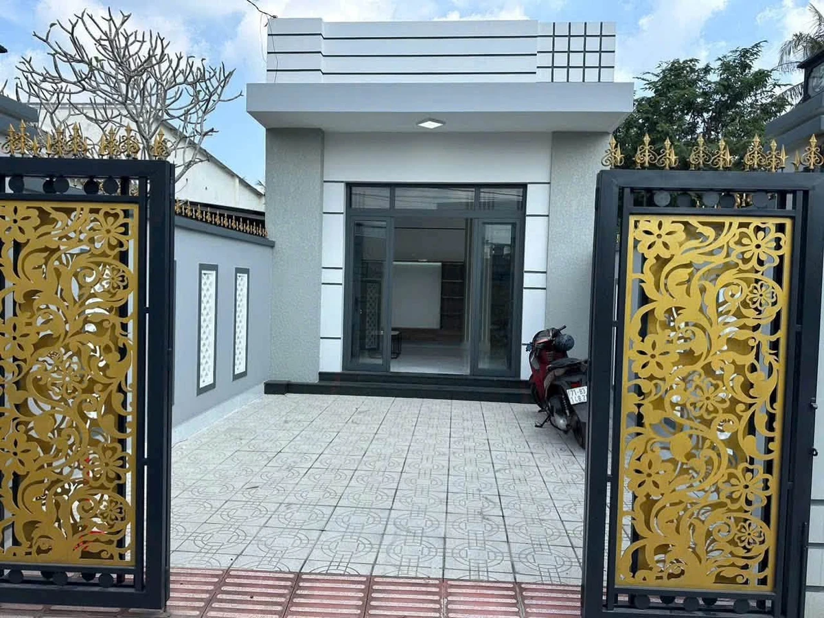 Bán nhà mới mặt tiền hẻm 111.4m² Phú Khương, Bến Tre - Ảnh thu nhỏ 3
