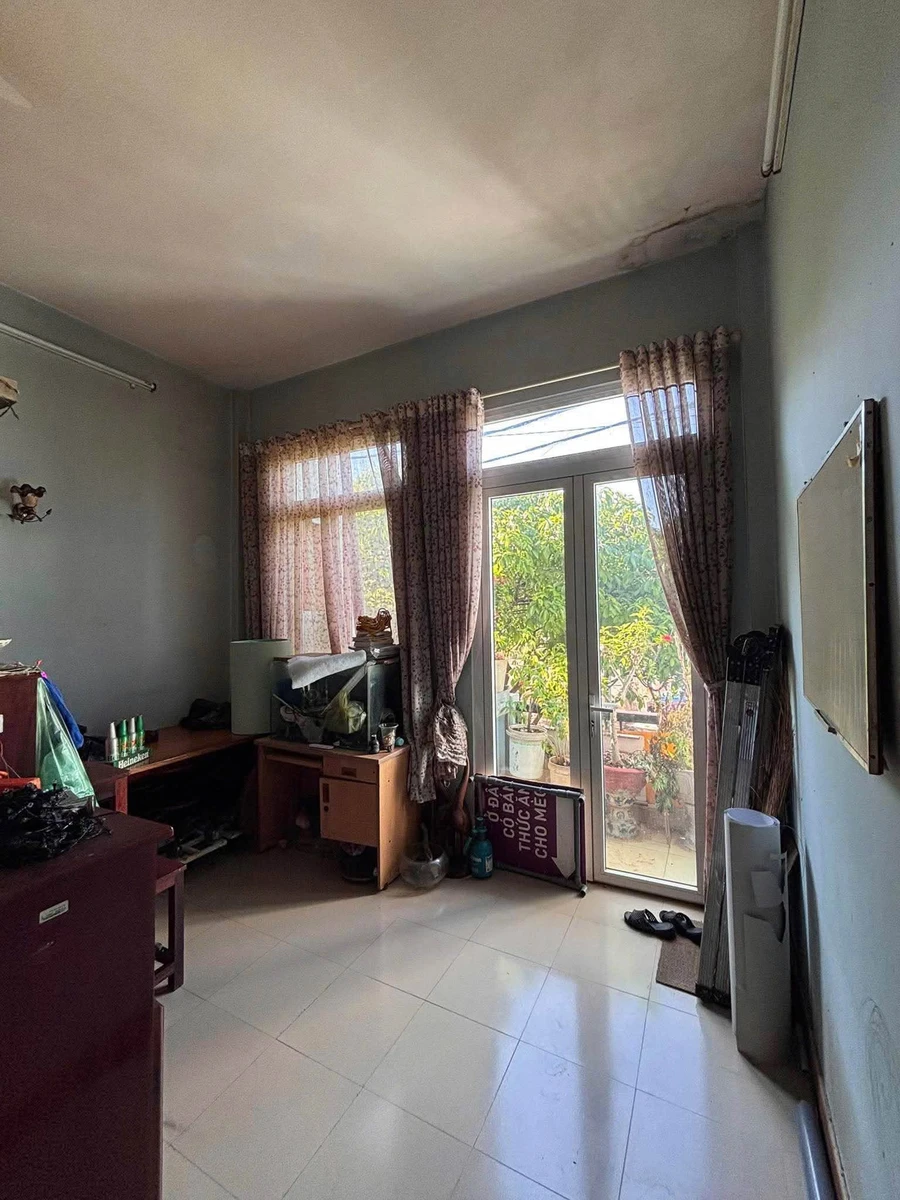 Bán nhà mặt tiền Nguyễn Công Trứ 72m² 3 phòng ngủ 13 tỷ - Ảnh thu nhỏ 2