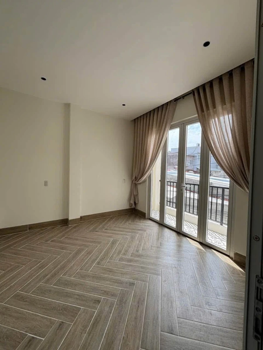 Bán nhà 1 trệt 1 lầu 51m² 2PN gần chợ - Thủ Khoa Huân - Ảnh thu nhỏ 4