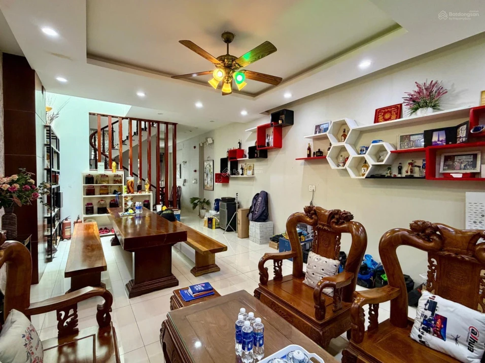 Bán nhà mặt tiền Thống Nhất Mới, khu đất vàng trung tâm Vũng Tàu, 1 trệt 3 lầu, DT 90,7m2 - Ảnh thu nhỏ 4