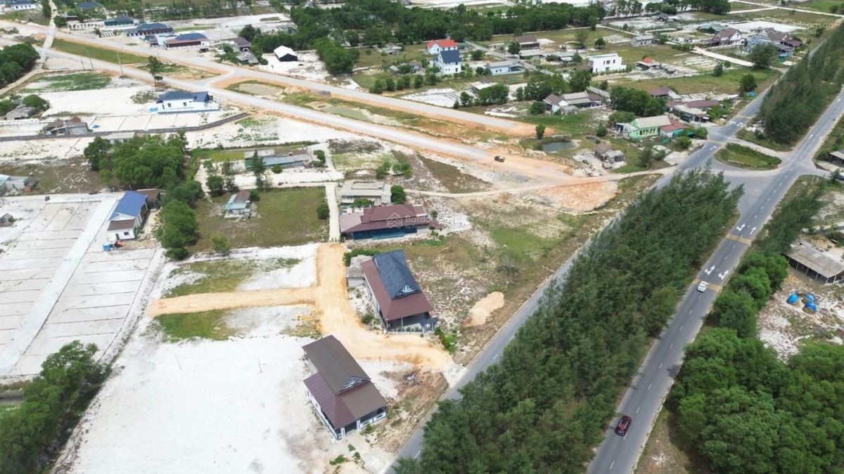 Lô đất diện tích rộng nằm tại ngã 4 chiến lược ở khu kinh tế Đông Nam - Ảnh thu nhỏ 2