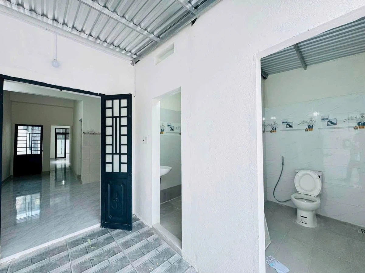 Bán nhà cấp 4 có sân ô tô 5x32m, 2PN Quảng Ngãi - Ảnh thu nhỏ 5
