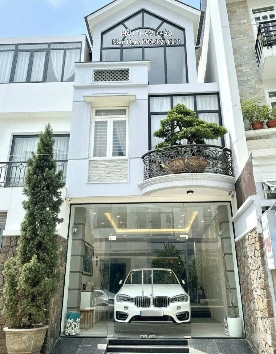 Bán biệt thự 3 tầng 133m² mặt tiền Phạm Văn Hai, Phú Nhuận - Ảnh 1
