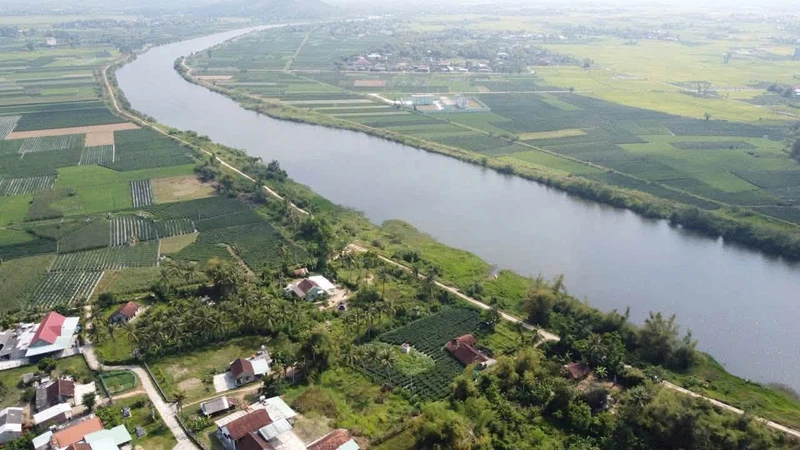 Bán nhà 2 tầng 63m² 3 phòng ngủ KM7 Quang Hạnh, gần trường và chợ kiamada