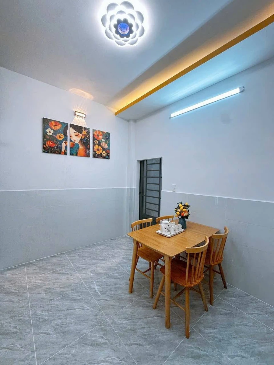 Bán nhà 3 phòng ngủ 54 m² Cần Giuộc Long An 2,15 tỷ - Ảnh thu nhỏ 3
