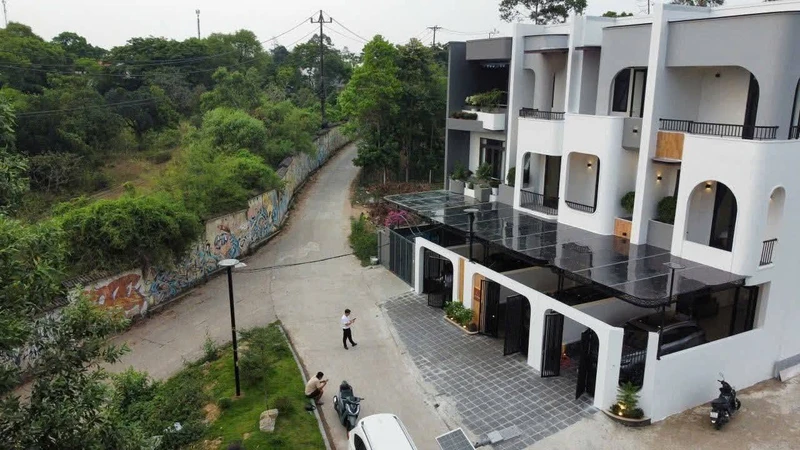 Bán nhà 3 tầng 5 phòng ngủ 195m² Huế, homestay dòng tiền 30-45tr/tháng