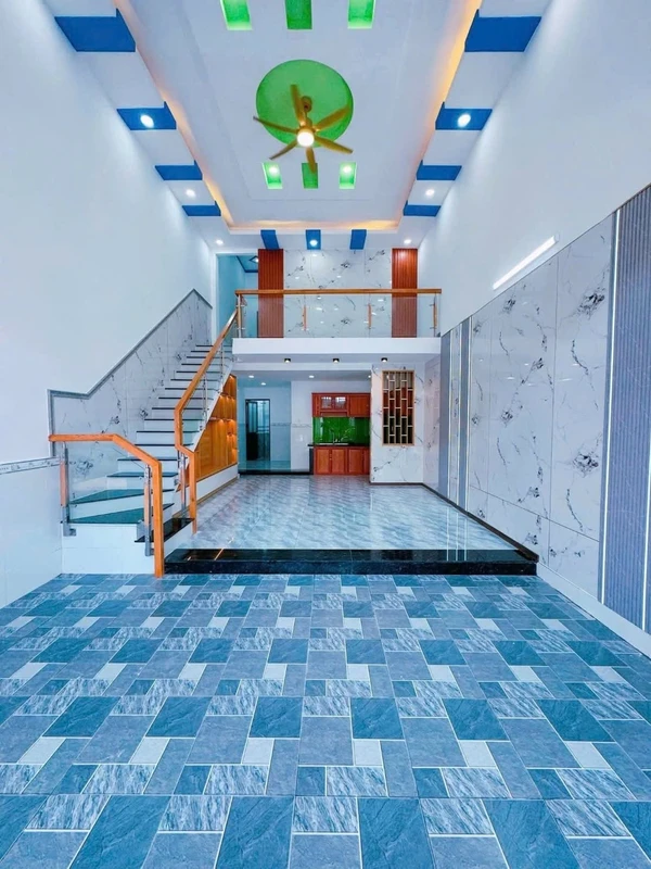 Nhà phố 75m² 3 PN, giá 2.1 tỷ, ô tô vào nhà ở Dĩ An