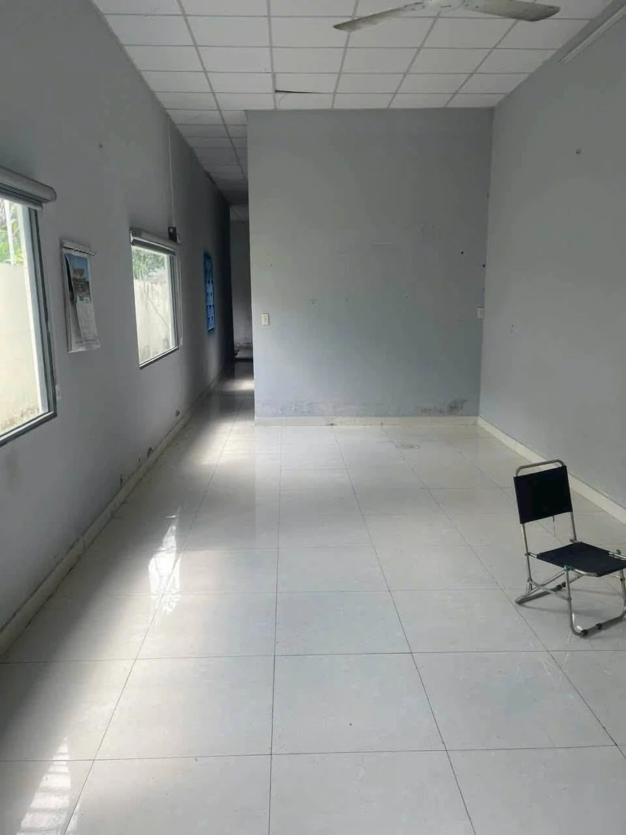 Bán nhà mặt tiền Lê Văn Lương, Nhơn Đức 105m², ~4 tỷ - Ảnh thu nhỏ 2