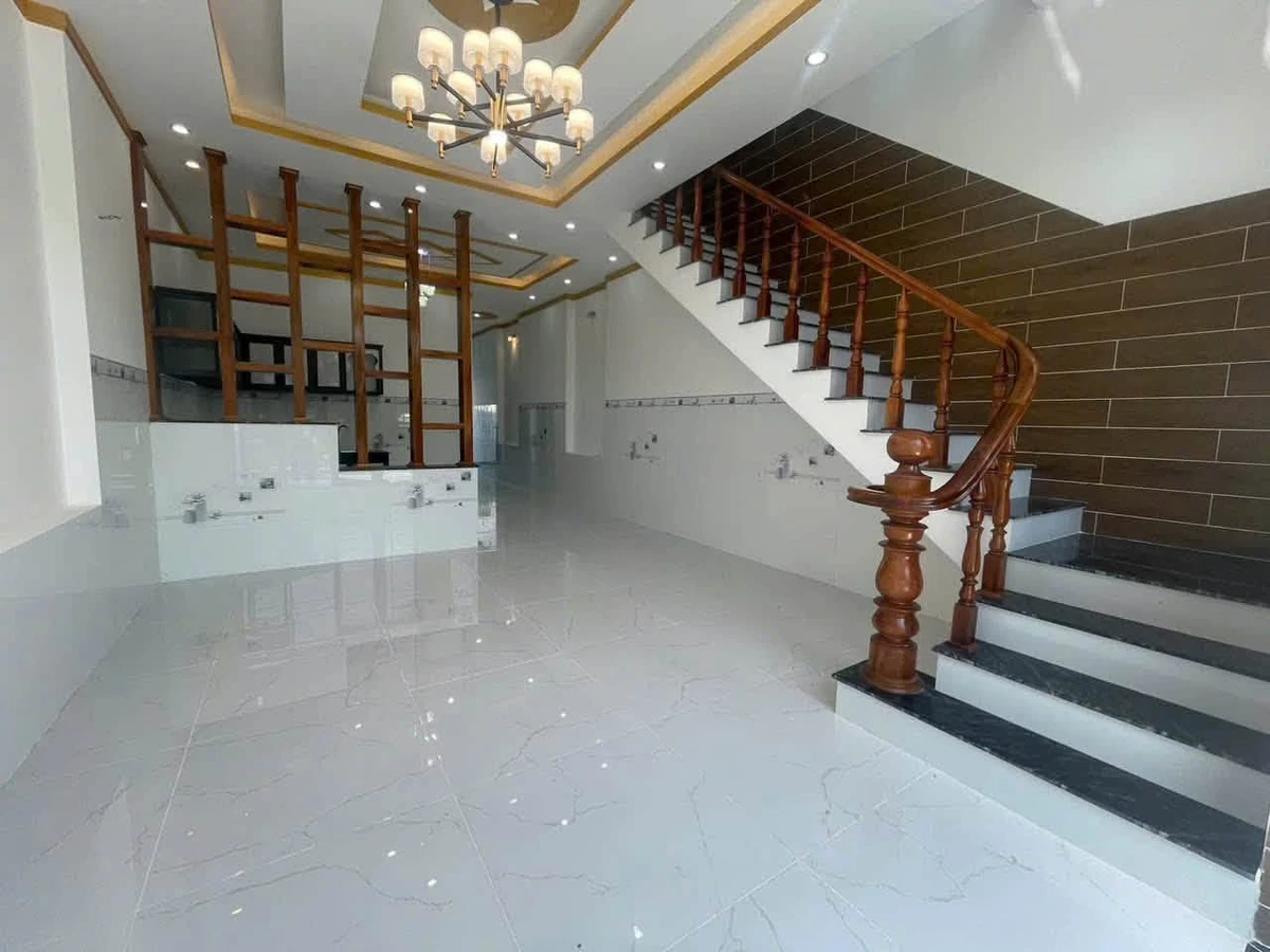 Bán nhà mái Thái 3PN 80m² Cao Văn Ngọc - Ảnh thu nhỏ 2