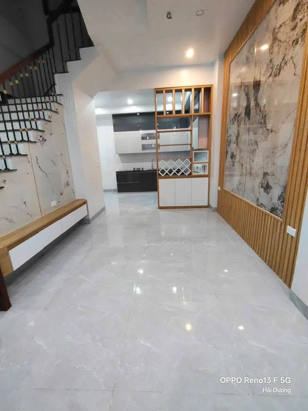 Bán nhà ngõ 3 tầng 3 phòng ngủ phố Vũ Hựu, Thanh Bình, Hải Dương giá 2,99 tỷ