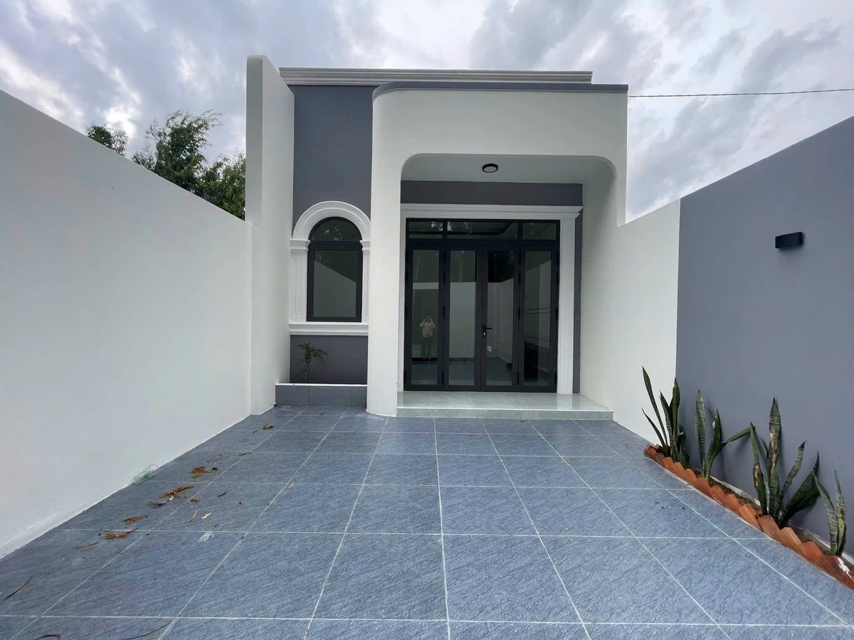 Bán nhà mặt tiền Hồ Thị Nghiêm Rạch Giá, 140m² 2PN, 1 tỷ 850 triệu - Ảnh thu nhỏ 3