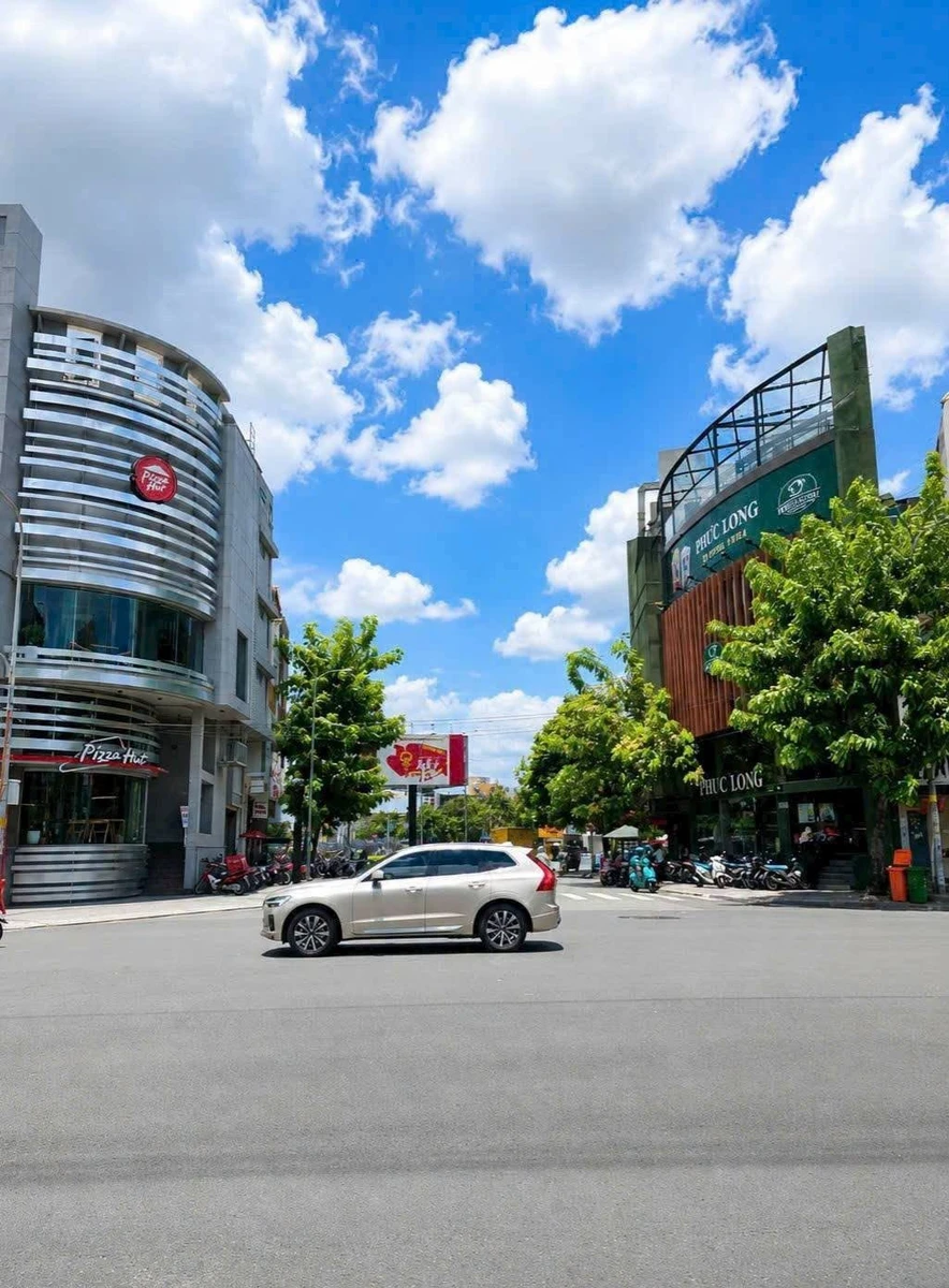 Bán nhà 5 tầng 4PN hẻm ô tô 2 mặt hẻm khu Phan Xích Long, Phú Nhuận giá 11,5 tỷ - Ảnh 1