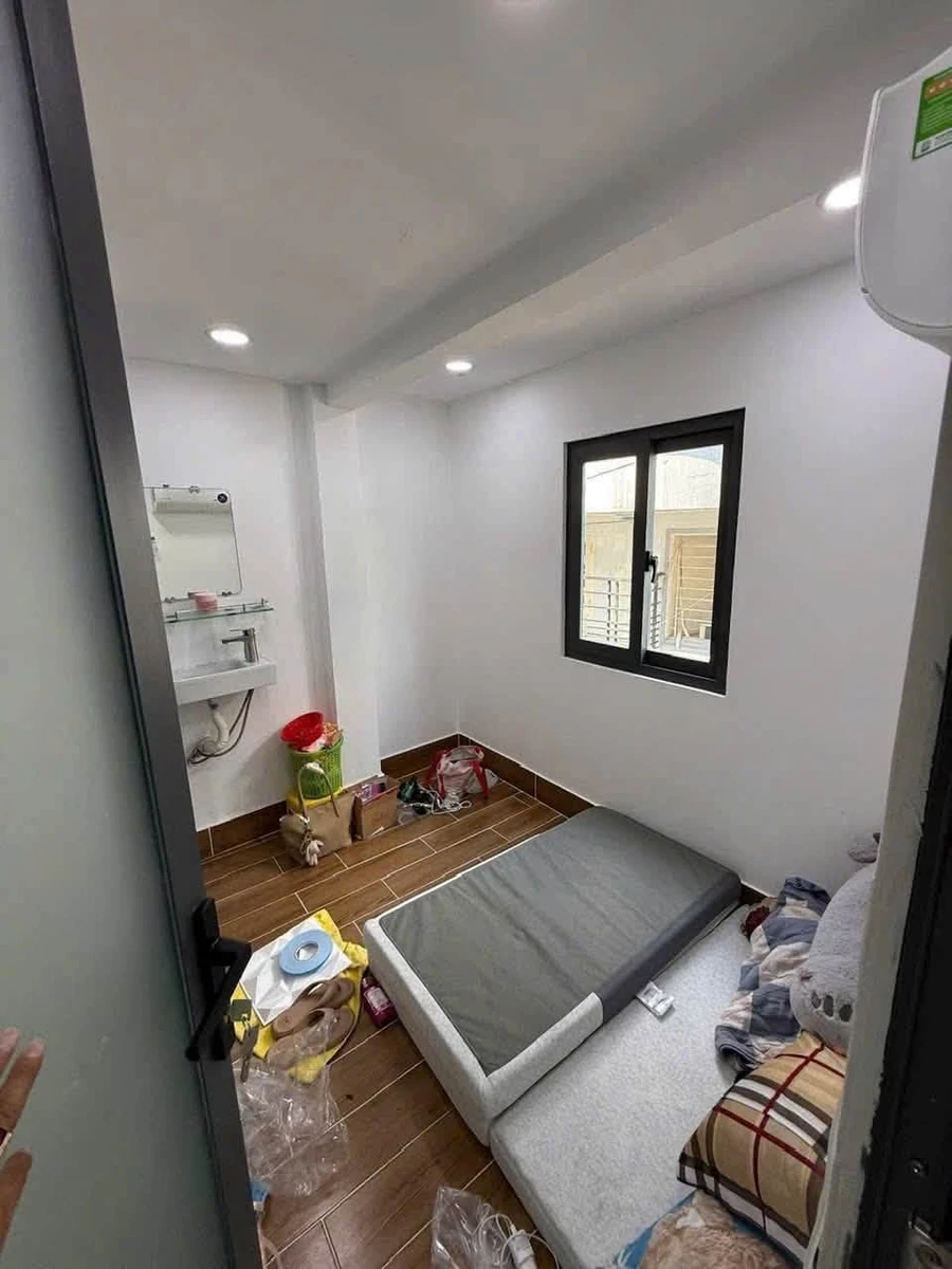 Bán nhà hẻm 2 phòng ngủ Lạc Long Quân Quận 11 - 18m² - 1,98 tỷ - Ảnh thu nhỏ 3