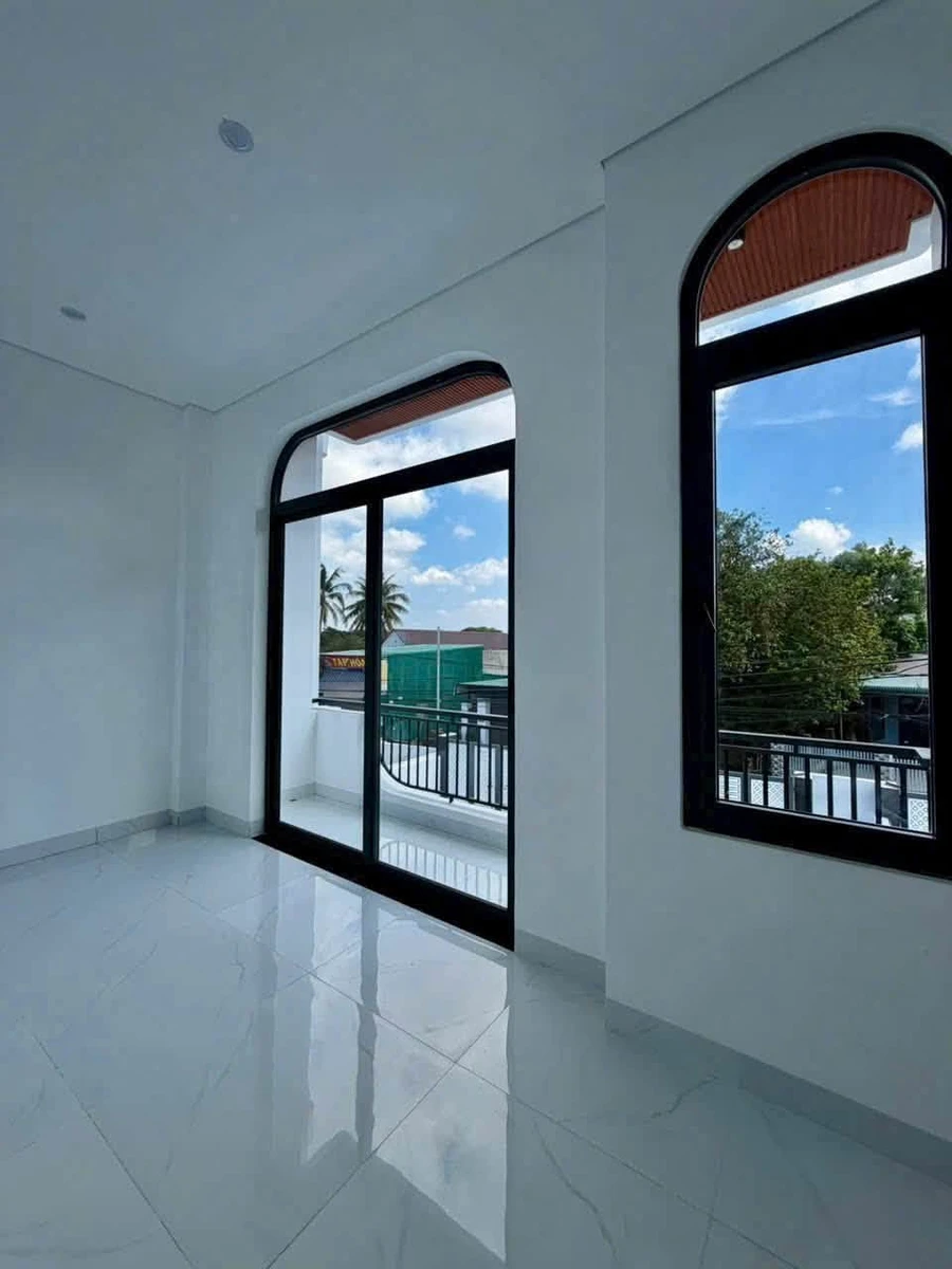 Nhà mặt tiền bán Nguyễn Trường Tộ 105m² giá 2 tỷ 960 - Ảnh thu nhỏ 5