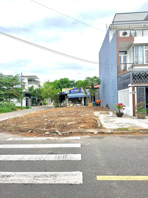 Bán nhà 4 tầng 4PN 105m² Phường 7 Vũng Tàu khue