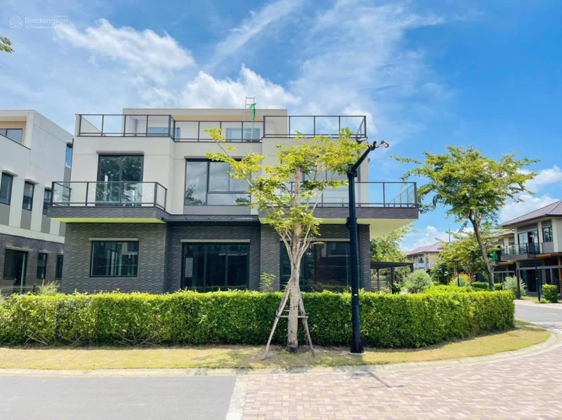 Biệt thự đơn lập (Giỏ hàng CĐT) - 3 tầng - Giá 10,3 tỷ - "TT 24Tháng" Nagomi Waterpoint