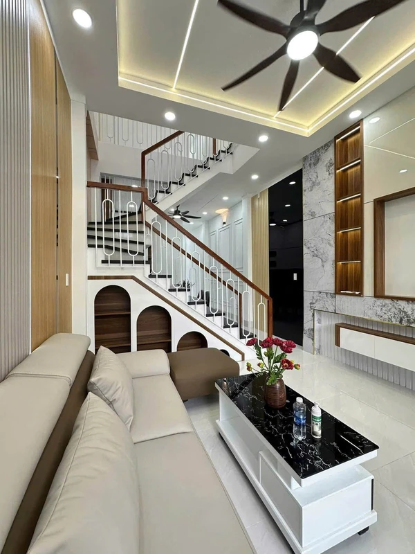 Bán nhà mới 1 trệt 1 lầu 3PN, 4x20m gần Bệnh viện Đa khoa Đồng Nai, Biên Hòa