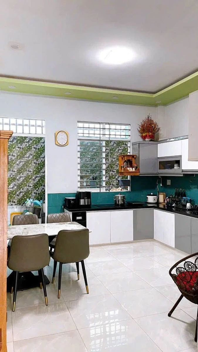 Bán nhà 1 trệt 2 lầu 77m2 Phan Trung Biên Hòa 6 tỷ 500 - Ảnh thu nhỏ 5