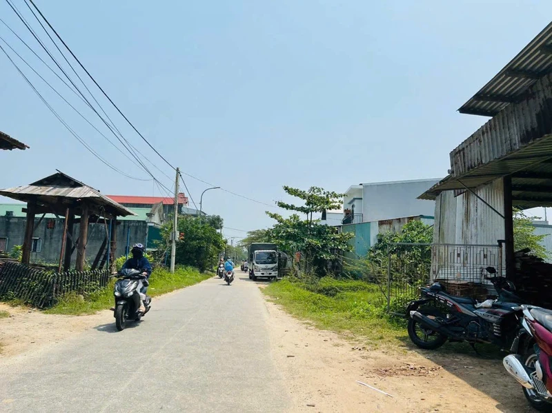 Bán đất mặt tiền 162m Phú Mậu, TP Huế