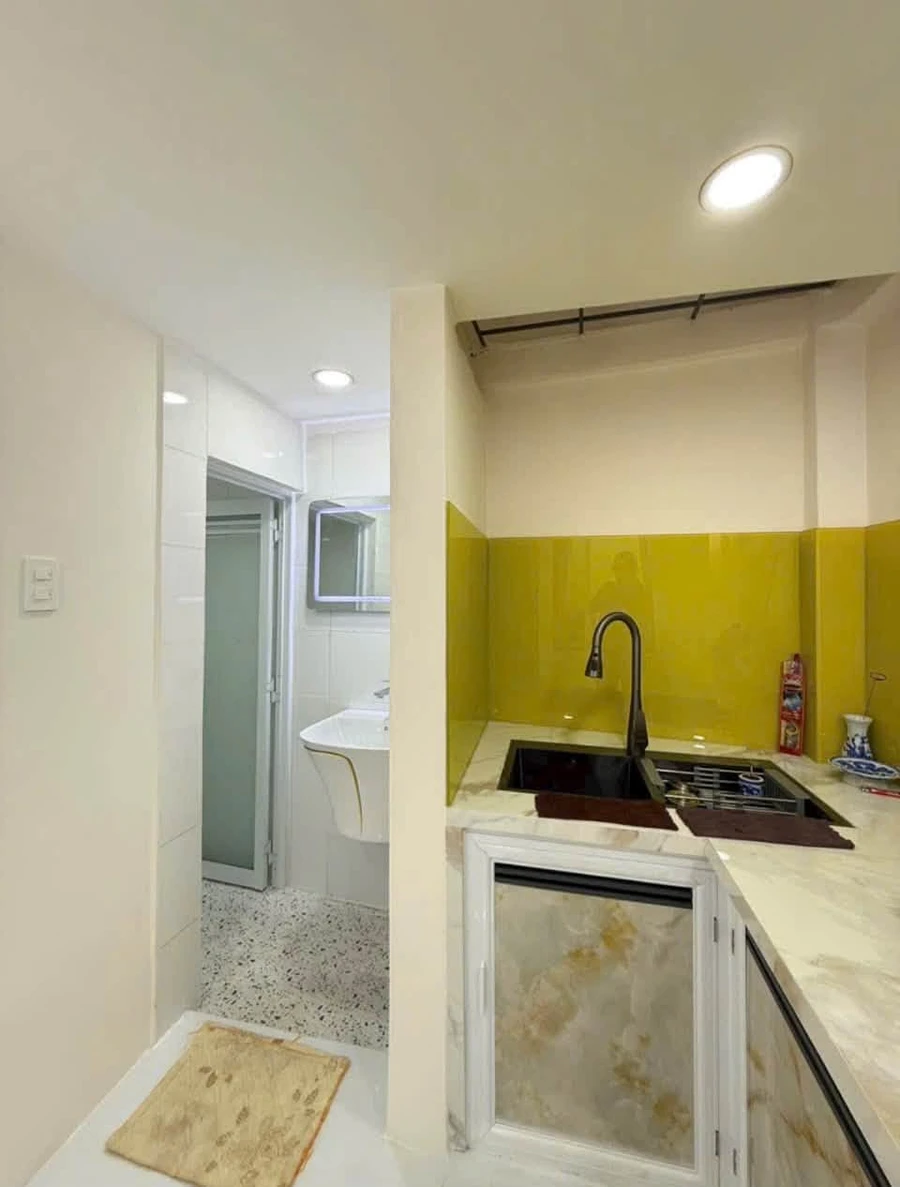 Bán nhà 2,5 tầng 3PN 3WC hẻm đường Phùng Hưng, Phước Long, Nha Trang giá 2,6 tỷ - Ảnh thu nhỏ 3