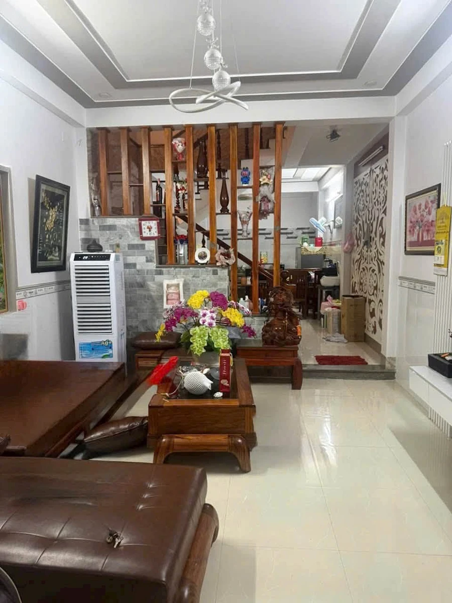 Bán nhà mặt tiền 2 tầng 80m2 Lê Thanh Nghị, Quy Nhơn, 4 tỷ - Ảnh thu nhỏ 3