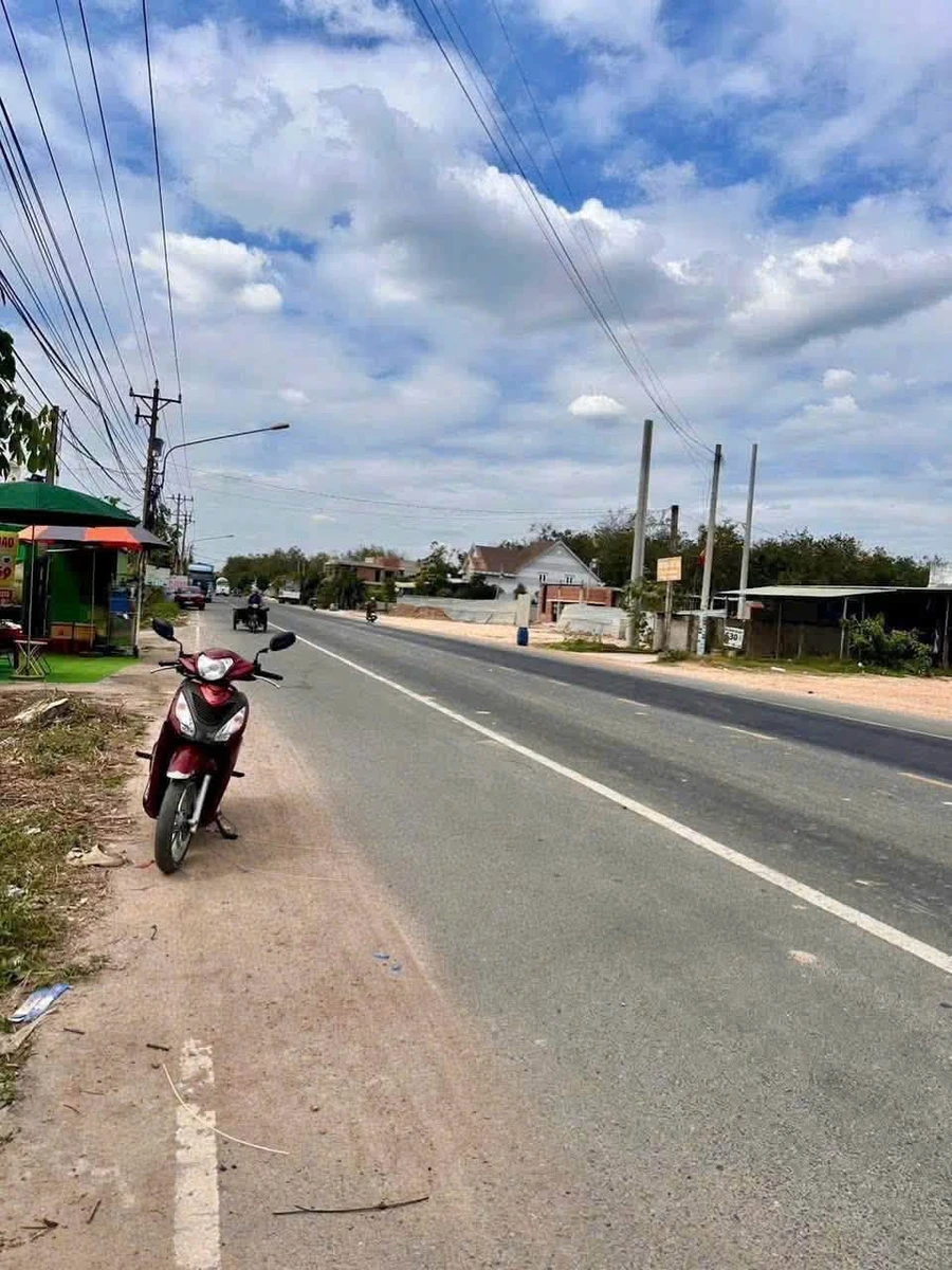 Bán đất mặt tiền ĐH605 Chánh Phú Hòa, 10x37m (370m2), giá hơn 3 tỷ - Ảnh thu nhỏ 4