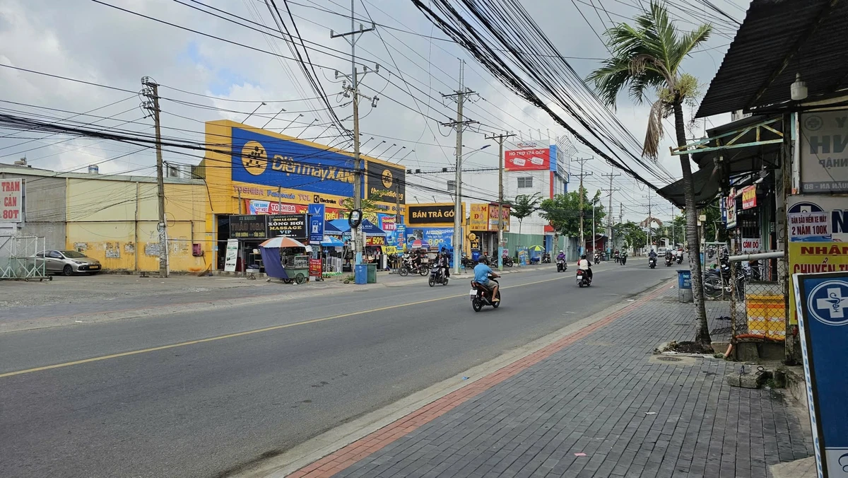 Bán nhà mặt tiền đường 22/12 Thuận An, 150m2 (4x38), giá 7,29 tỷ - Ảnh thu nhỏ 3