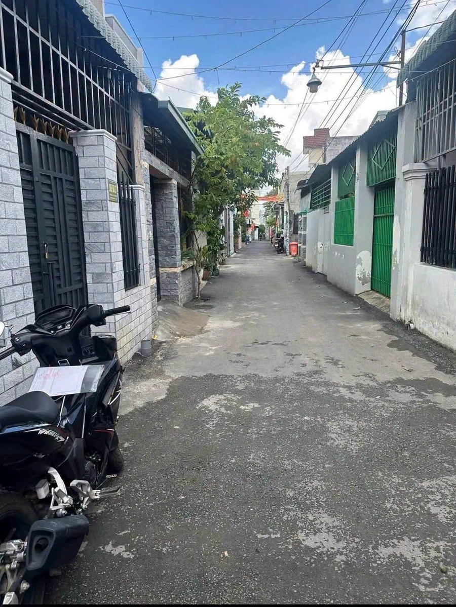 Bán nhà 2 phòng ngủ 64m² gần chợ Phú Hòa Bình Dương - Ảnh thu nhỏ 2
