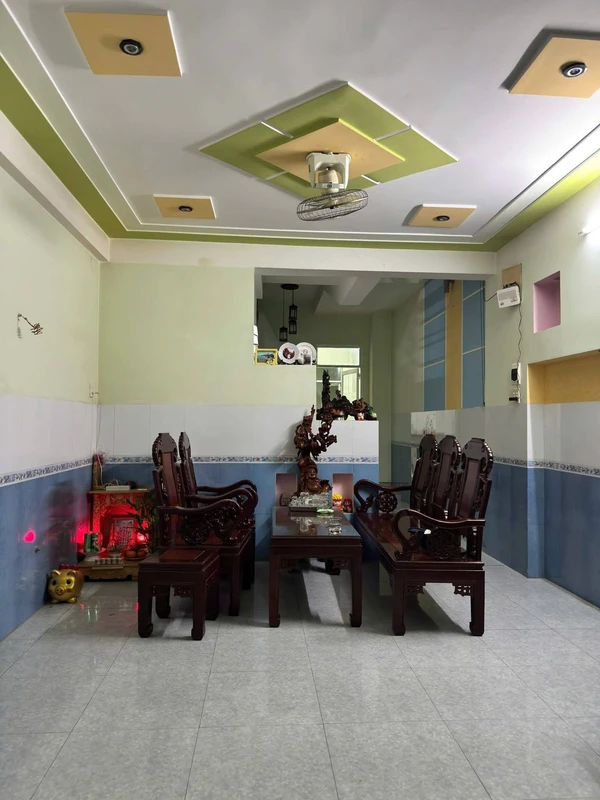 Bán nhà mặt tiền 2 tầng 80m2 Quy Nhơn 5 tỷ 300 triệu