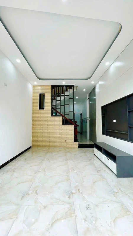 Bán nhà 2 tầng hẻm Hoàng Văn Thụ 47m² 2 tỷ