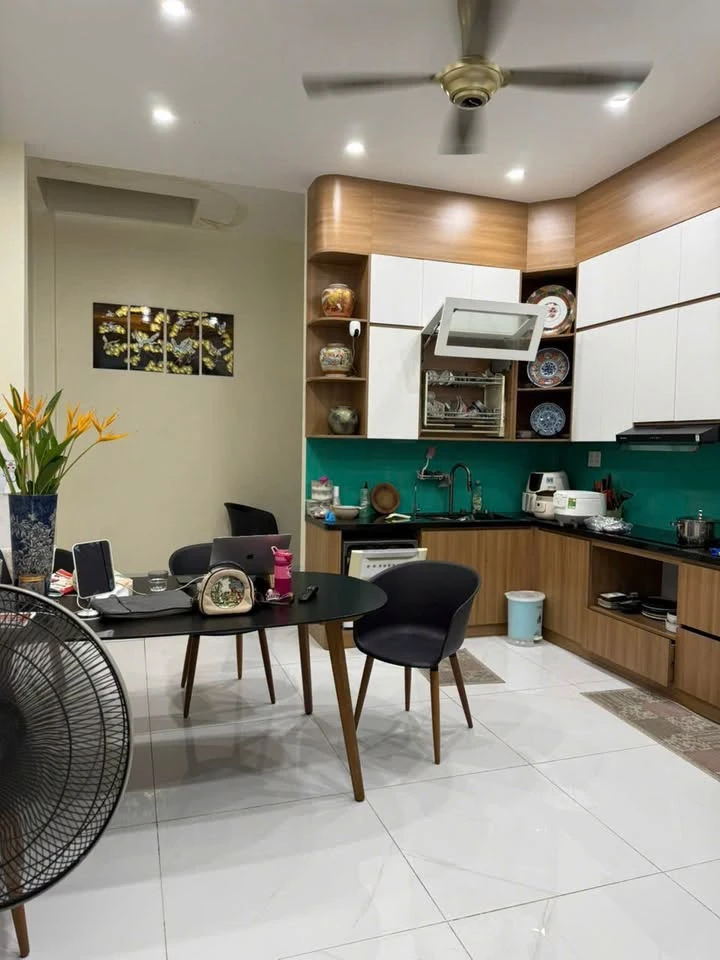 Bán nhà 3 tầng 3PN mặt tiền Điện Biên Phủ Nha Trang 67,5m2 - Ảnh thu nhỏ 2