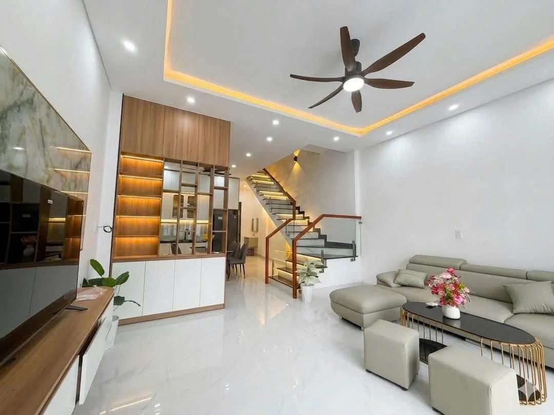 Bán nhà mặt tiền 187C Nguyễn Trường Tộ, 105m², 3 PN, 3 tỷ 70 triệu - Ảnh thu nhỏ 5