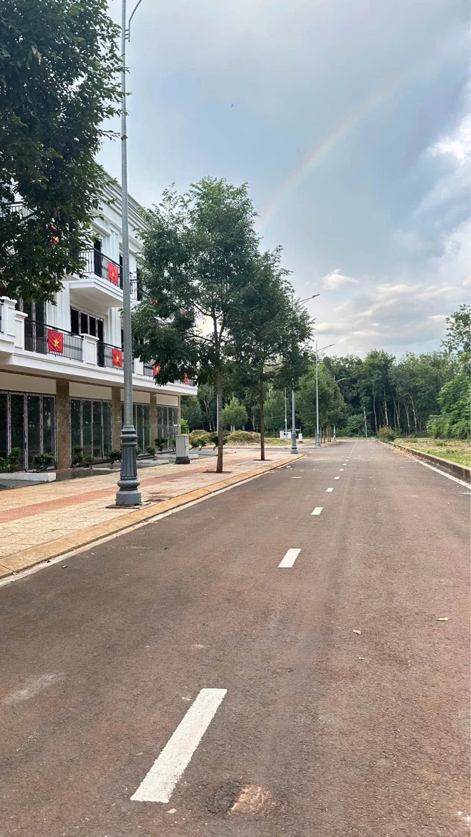 Bán shophouse khu đô thị Ân Phú 100m² 5.79 tỷ - Ảnh thu nhỏ 2