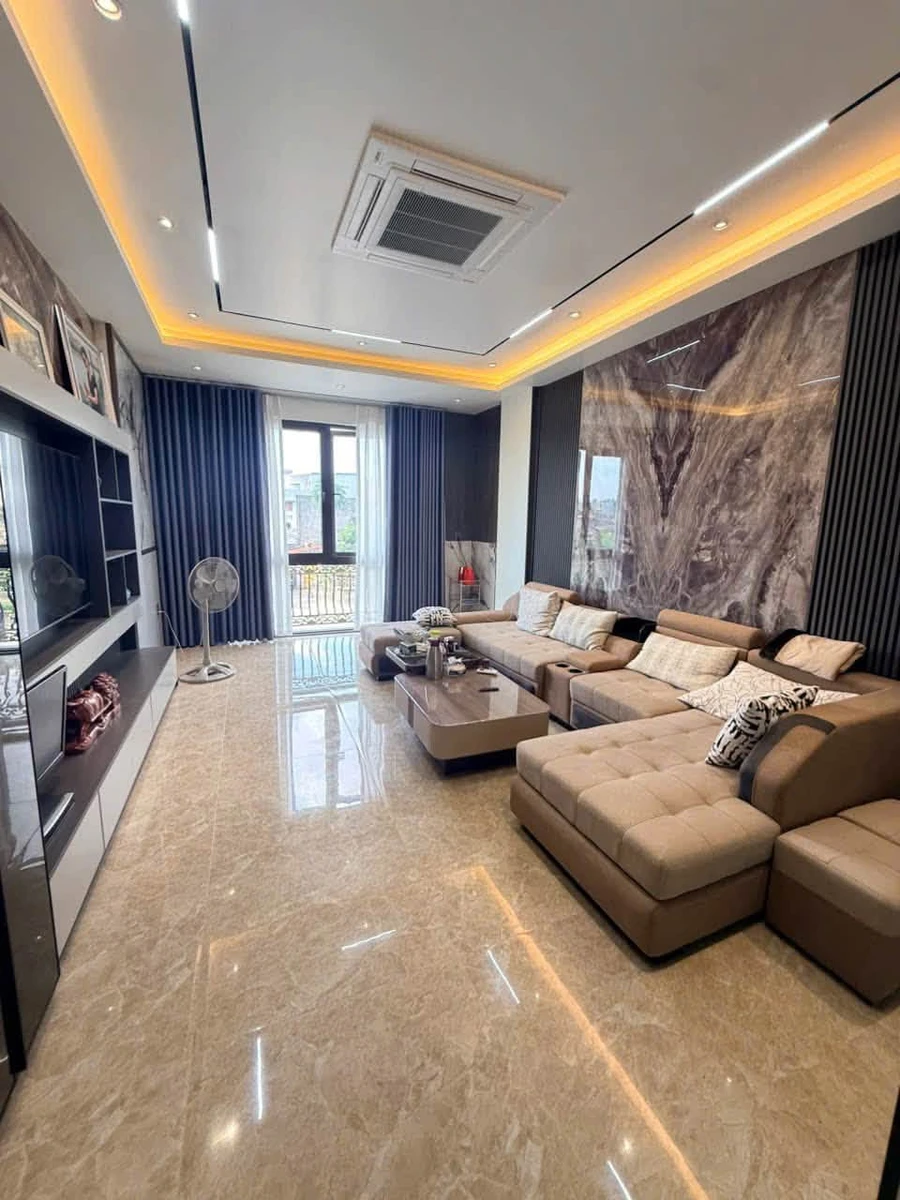 Bán nhà 5.5 tầng 60m2 Lê Hồng Phong, Quận 12 - Ảnh 1