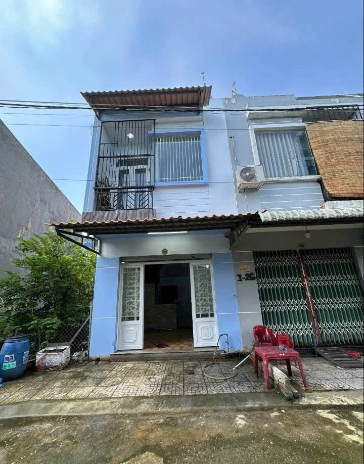 Bán nhà hoàn thiện 2 phòng ngủ 40m² Mỹ Hạnh Nam - Ảnh 1