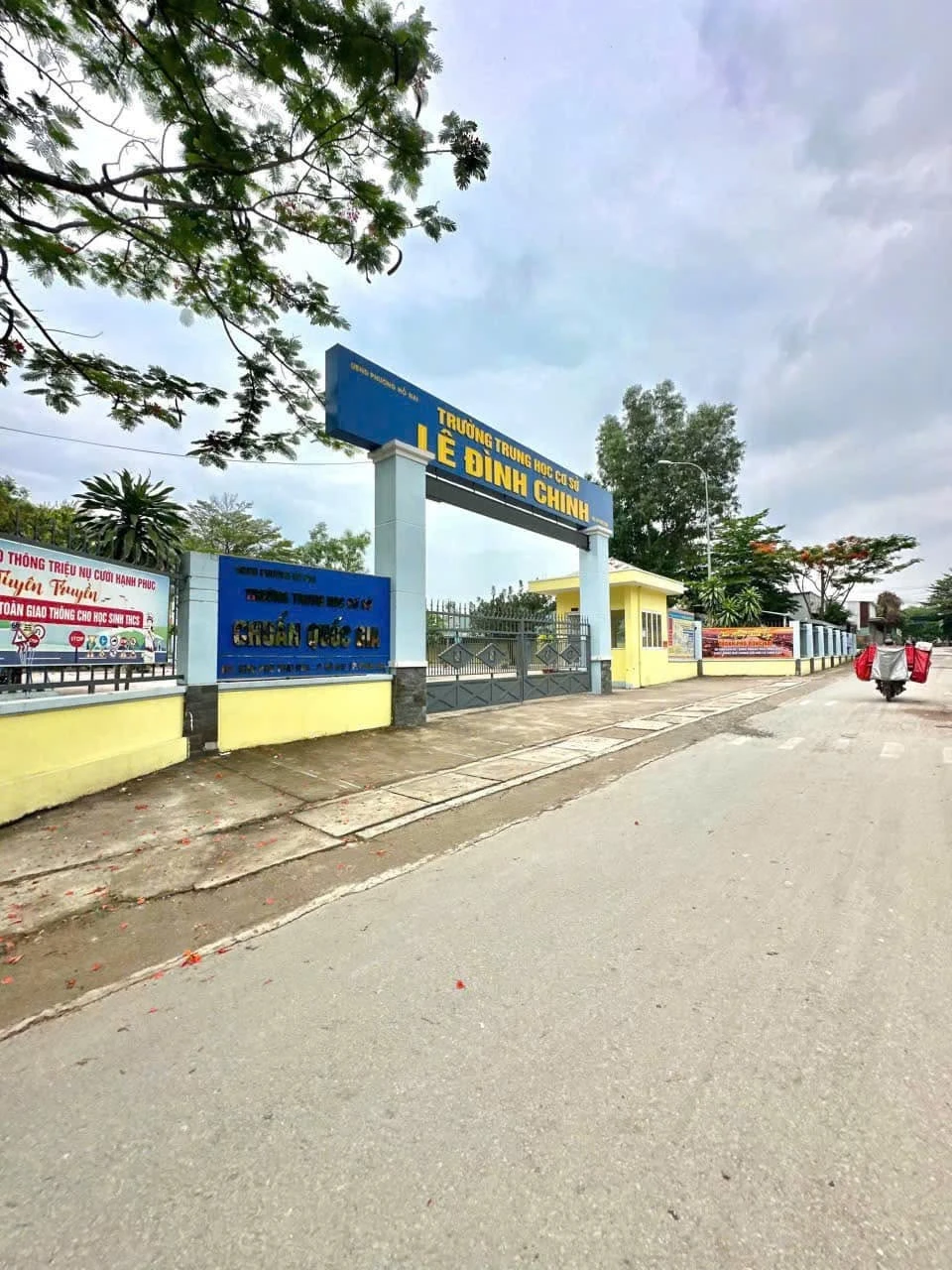 Bán lô đất sổ riêng thổ cư 101m² Nhà Bè 1,2 tỷ - Ảnh 1