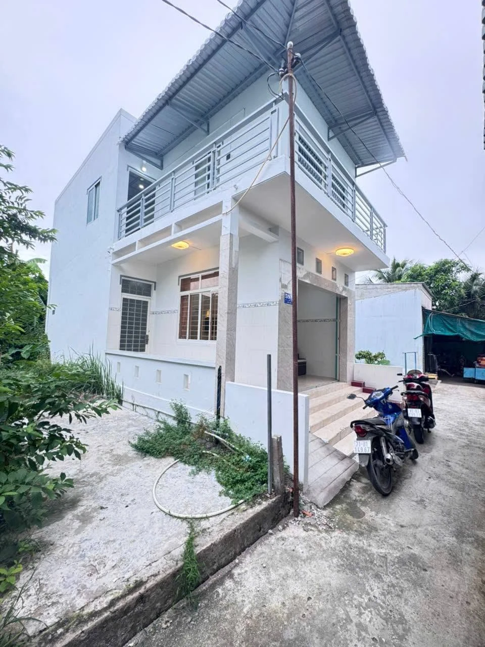 Bán nhà 1 trệt 1 lầu 136m² 3PN Phú Tân, Bình Tân 1 tỷ 350 triệu - Ảnh 1