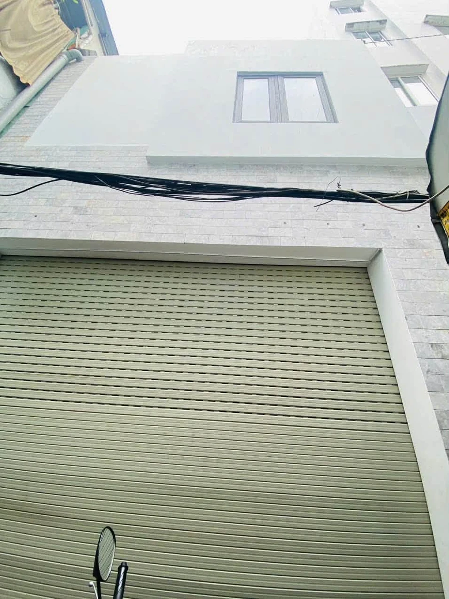 Bán nhà hẻm Võ Văn Kiệt Quận 1, 4,9x11m, 2 tầng, 2PN 2WC, giá 8,2 tỷ - Ảnh thu nhỏ 2