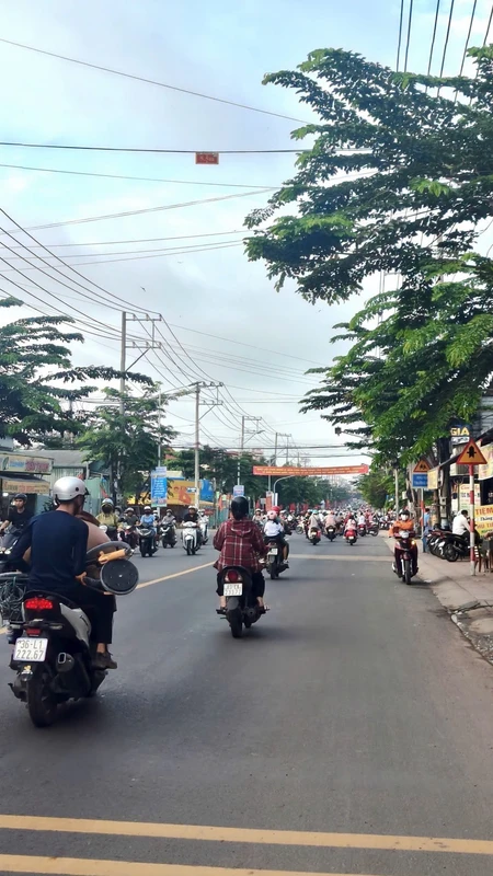 Bán đất mặt tiền kinh doanh 130m2 đường D4 KDC Thuận Giao, Thuận An, Bình Dương