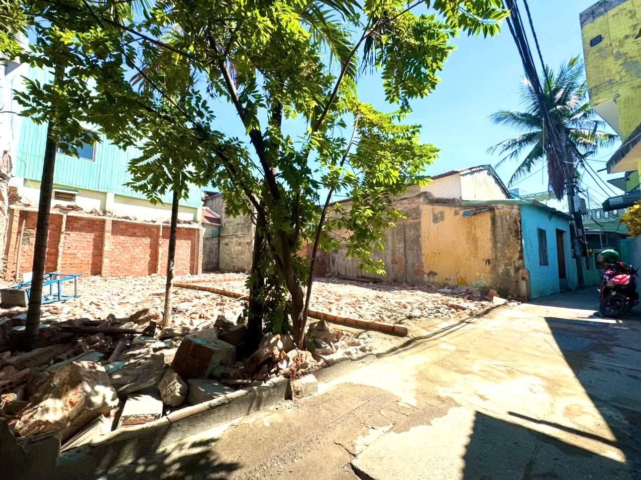Bán lô đất 64m2 gần biển Nha Trang, giá 2 tỷ - Ảnh 1