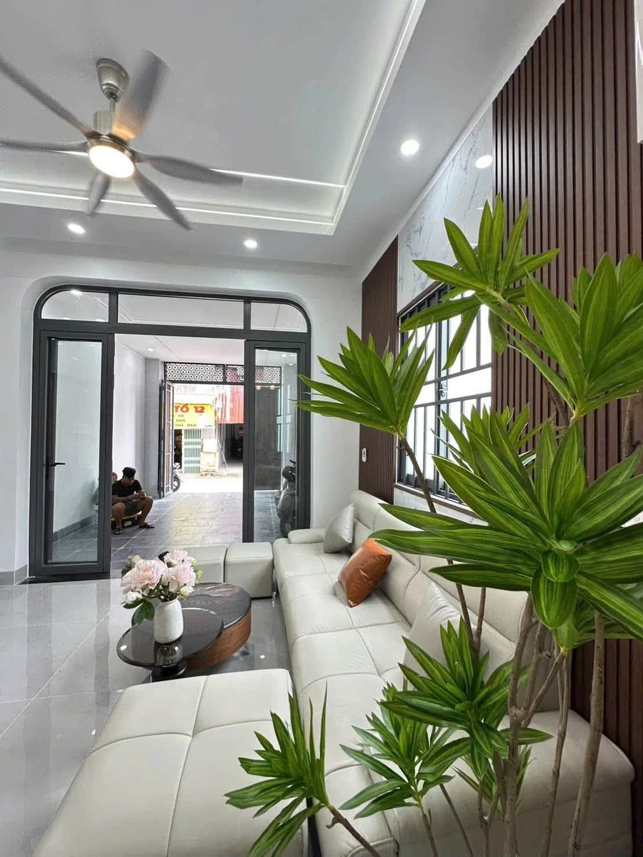 Bán nhà lầu góc 2 mặt tiền 120m² Bình Chánh 1 tỷ 990 triệu - Ảnh thu nhỏ 2