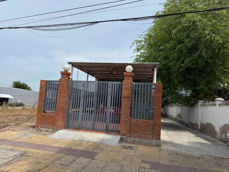 Bán nhà mặt tiền Yên Ninh 208m² kinh doanh, Khánh Hòa
