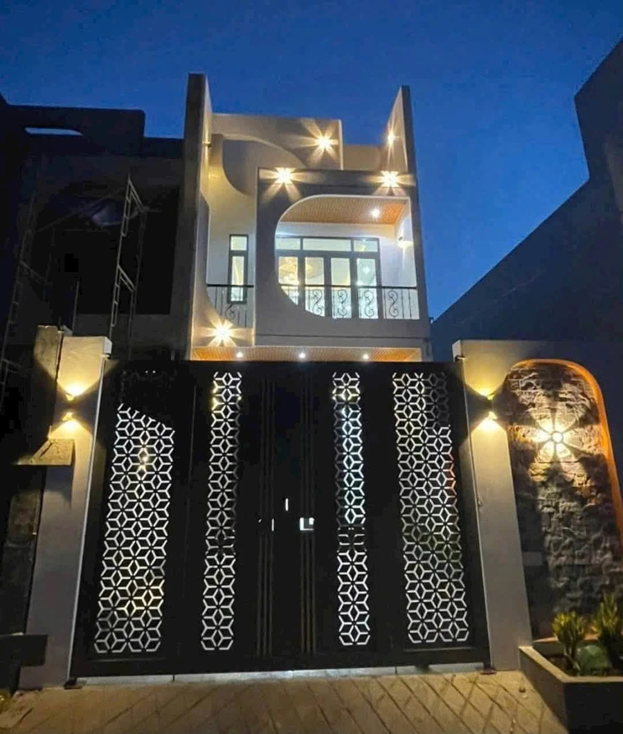 Bán nhà 5x32m, 4 phòng ngủ, sổ hồng riêng gần KCN Tân Đức - Hải Sơn, giá 3,05 tỷ - Ảnh thu nhỏ 3